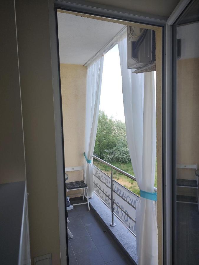 Apartament Summerland La Malul Marii Negre Мамая Екстериор снимка